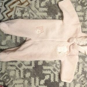 Carter's 6 months Onesie
